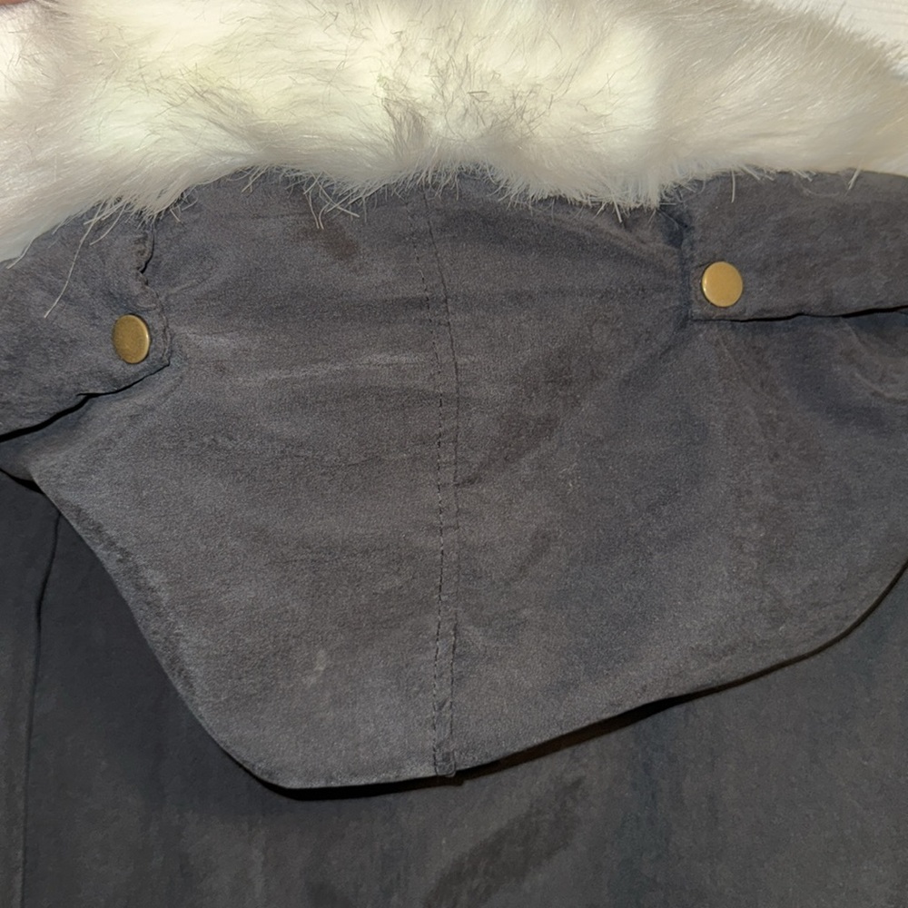 Brand new coat black with fur on the edges has a hood - Picture 8 of 10